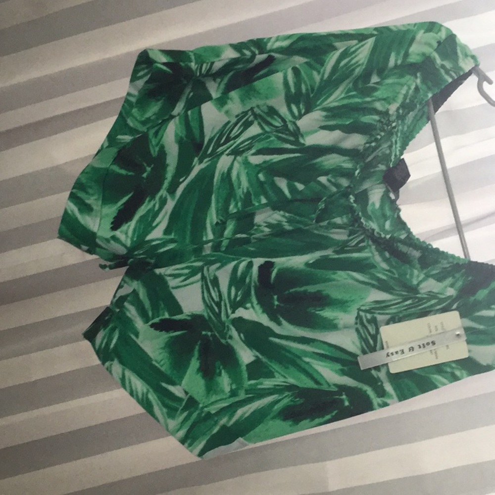 Green Zac and Rachel shorts.